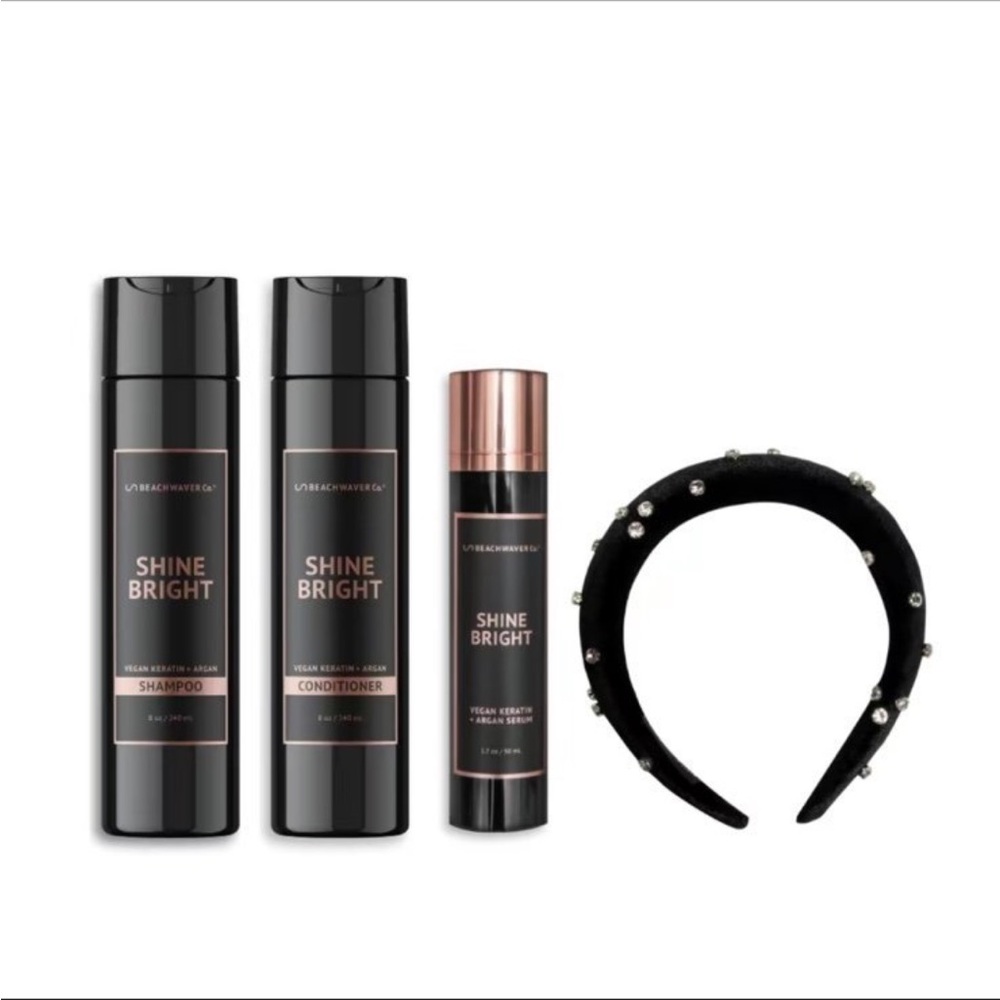 Beachwaver’s Shine Bright Packing Item